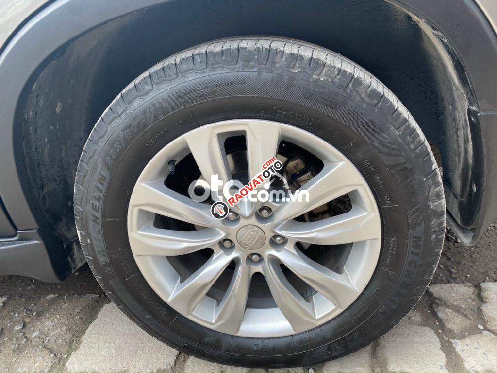 Xe Kia Sorento AT sản xuất 2013, màu xám còn mới-6