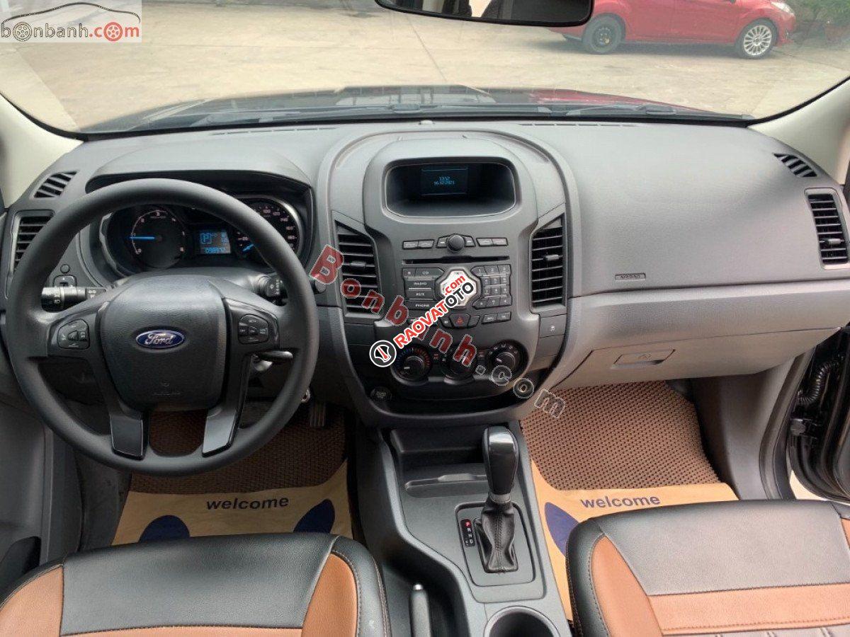 Bán ô tô Ford Ranger XLS 2.2L 4x2 AT năm 2017, màu xám, nhập khẩu Thái Lan-3