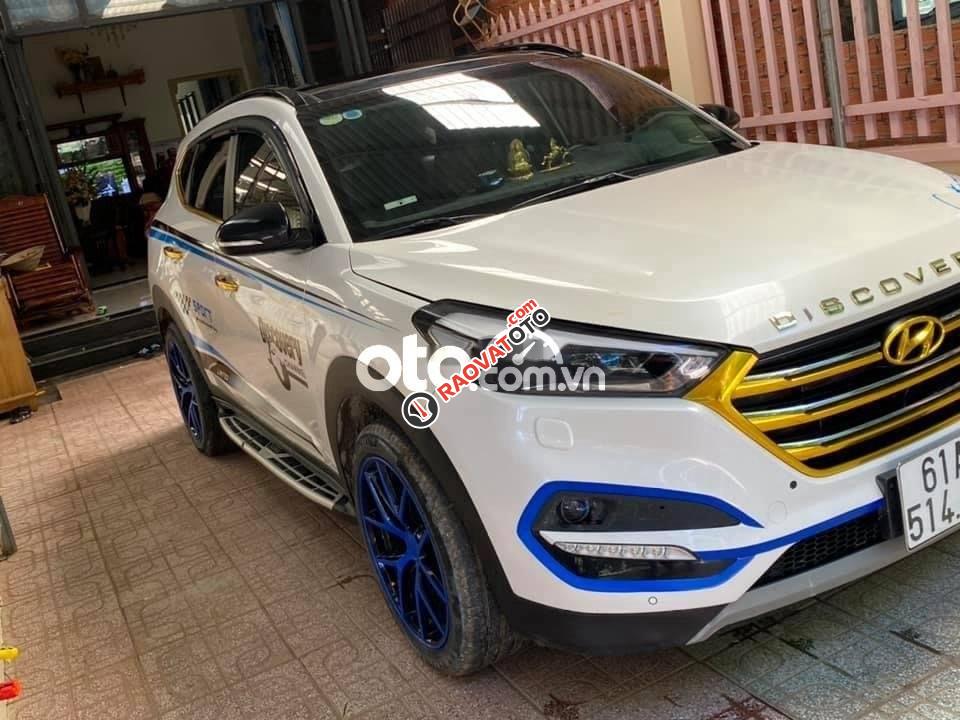 Bán Hyundai Tucson AT đời 2018, màu trắng, nhập khẩu, giá 810tr-2