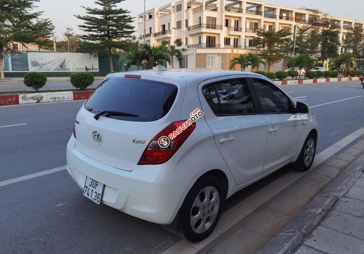 Cần bán gấp Hyundai i20 AT sản xuất năm 2010, màu trắng, nhập khẩu nguyên chiếc còn mới-8