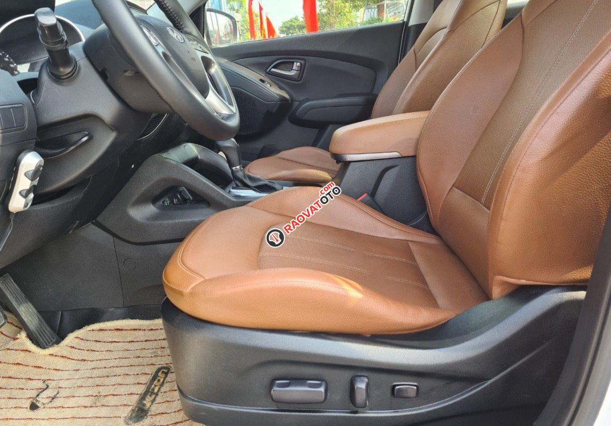 Cần bán Hyundai Tucson 2.0AT 4WD năm sản xuất 2014, màu trắng, nhập khẩu-7