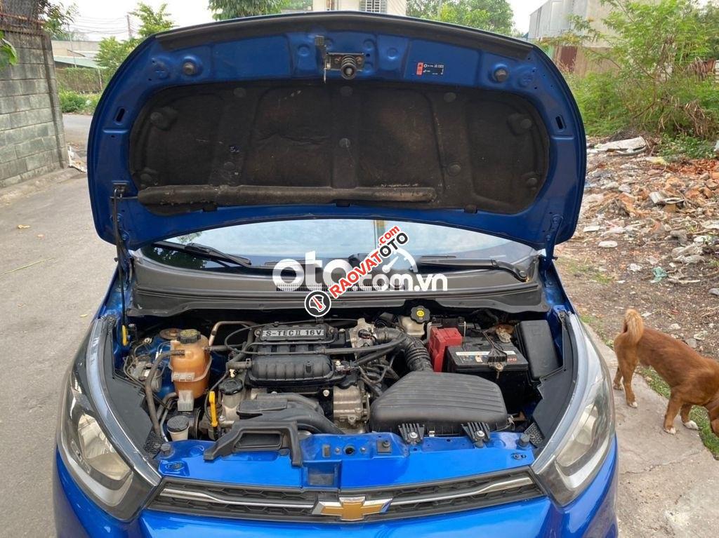 Bán xe Chevrolet Spark 1.2 LT sản xuất 2018, màu xanh lam-1