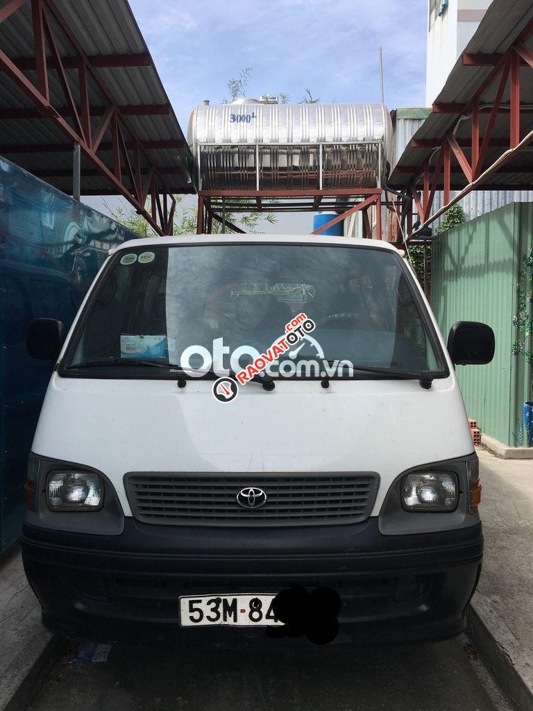 Bán Toyota Hiace MT sản xuất năm 2003, màu bạc, nhập khẩu nguyên chiếc-1