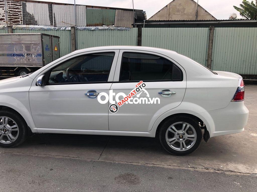 Bán Chevrolet Aveo MT năm 2016-1