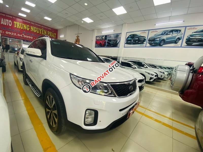 Bán Kia Sorento AT năm sản xuất 2016, màu trắng giá cạnh tranh-10