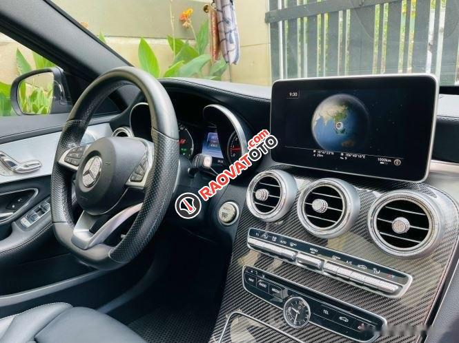 Bán xe Mercedes C300 AMG năm sản xuất 2016, màu đen-7