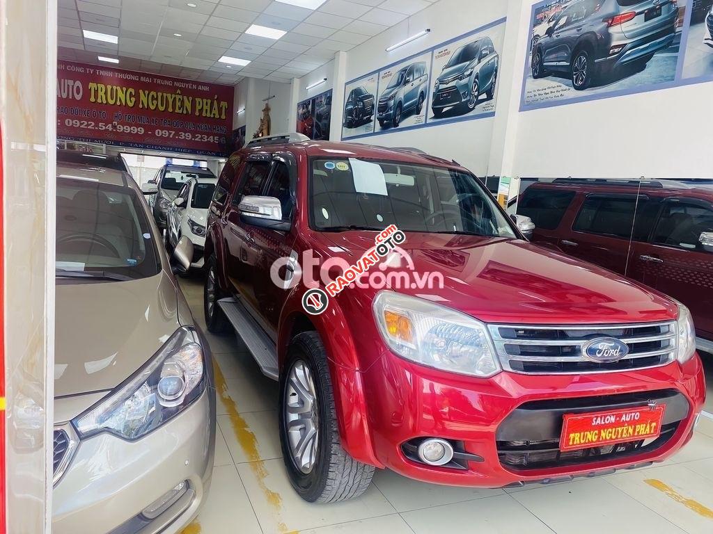 Cần bán Ford Everest MT sản xuất năm 2014, màu đỏ còn mới, giá tốt-1