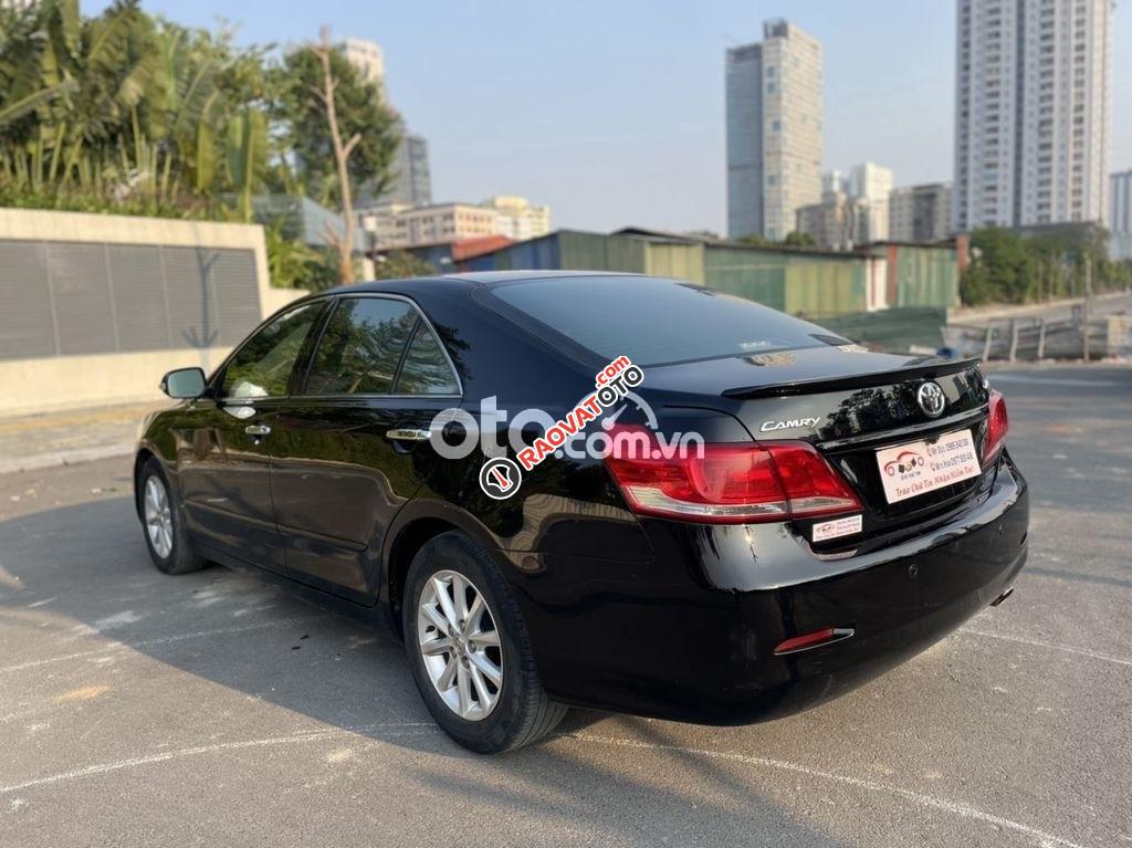 Bán xe Toyota Camry 2.0E sản xuất 2011, màu đen-4