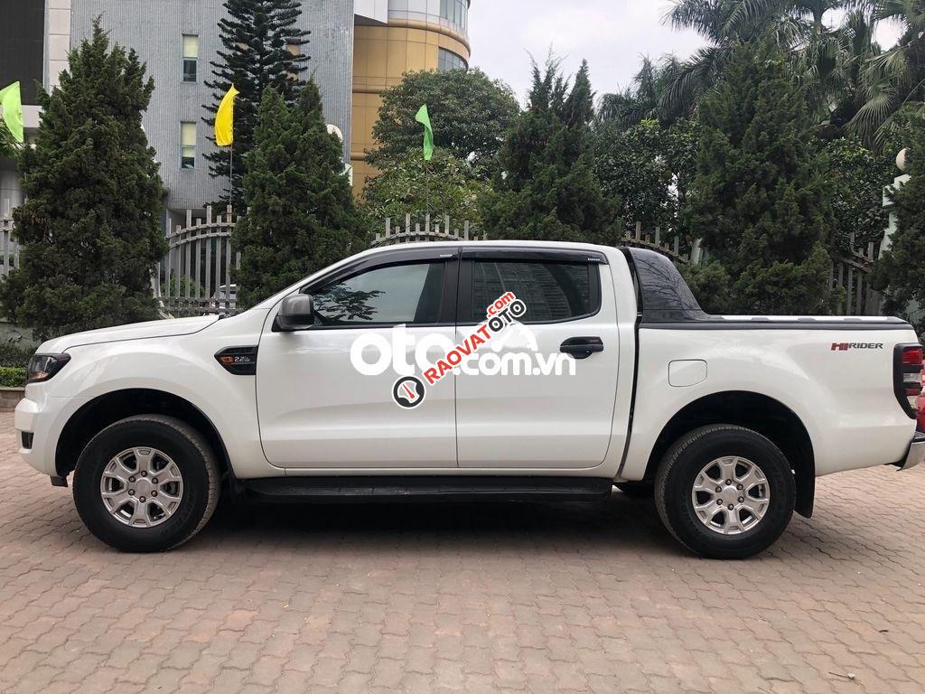 Bán Ford Ranger XLS AT sản xuất 2016, màu trắng, xe nhập còn mới-8