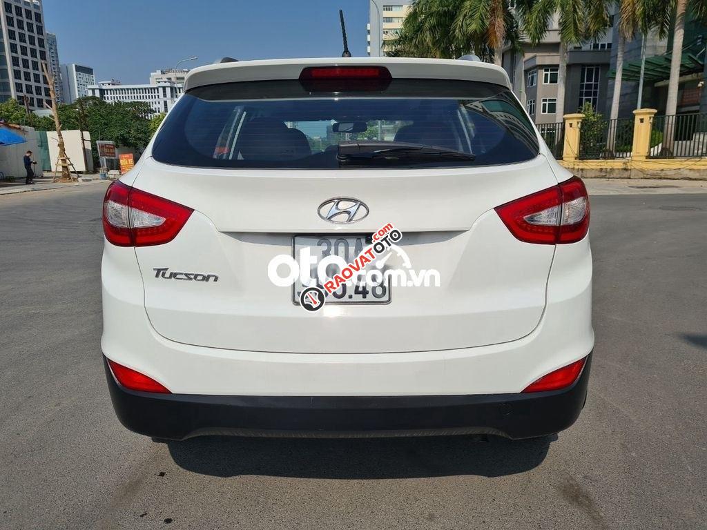 Bán xe Hyundai Tucson 2.0AT năm sản xuất 2014, nhập khẩu, 585tr-1