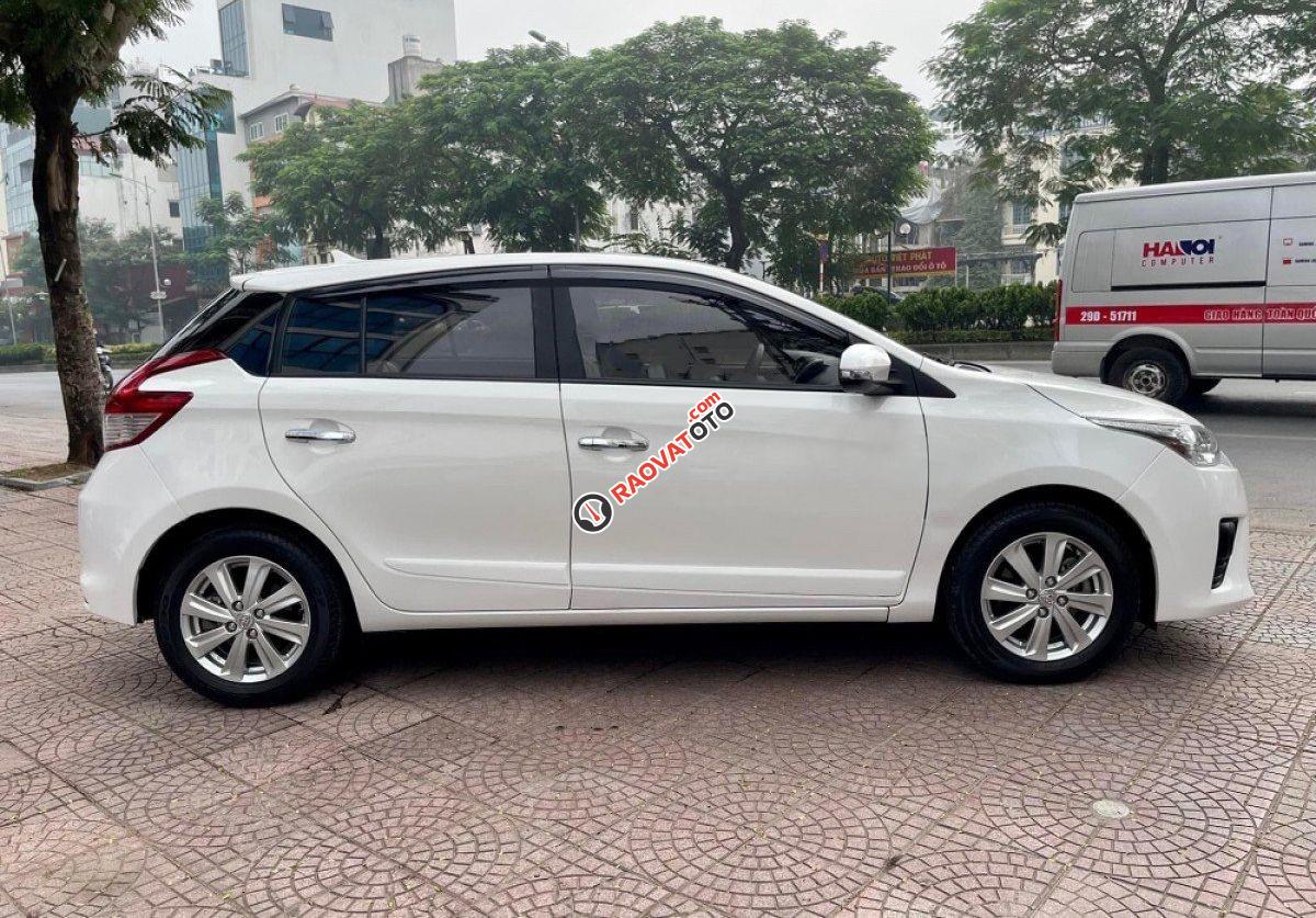 Cần bán Toyota Yaris 1.3G sản xuất 2014, màu trắng, xe nhập-7