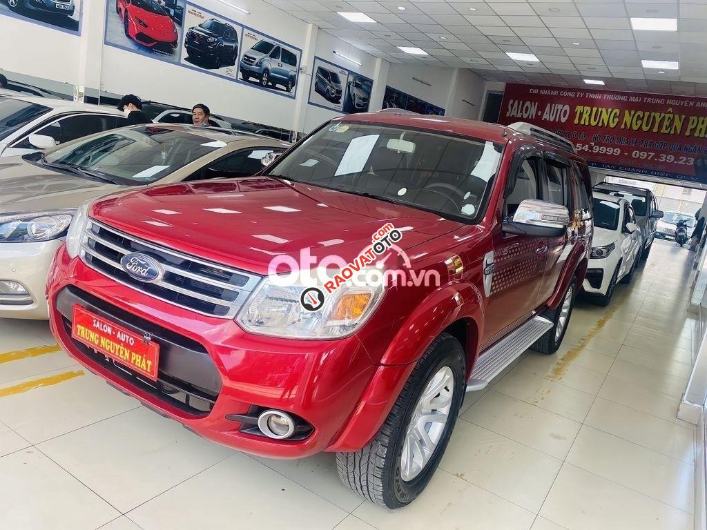Cần bán Ford Everest MT sản xuất năm 2014, màu đỏ còn mới, giá tốt-2