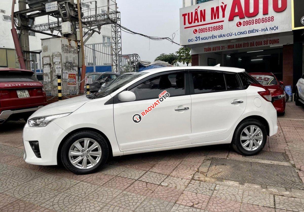 Cần bán Toyota Yaris 1.3G sản xuất 2014, màu trắng, xe nhập-8