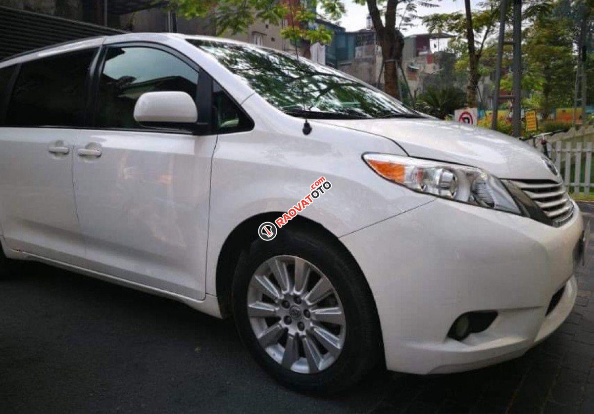 Cần bán Toyota Sienna Limited 3.5 LE đời 2014, màu trắng, nhập khẩu nguyên chiếc xe gia đình-5