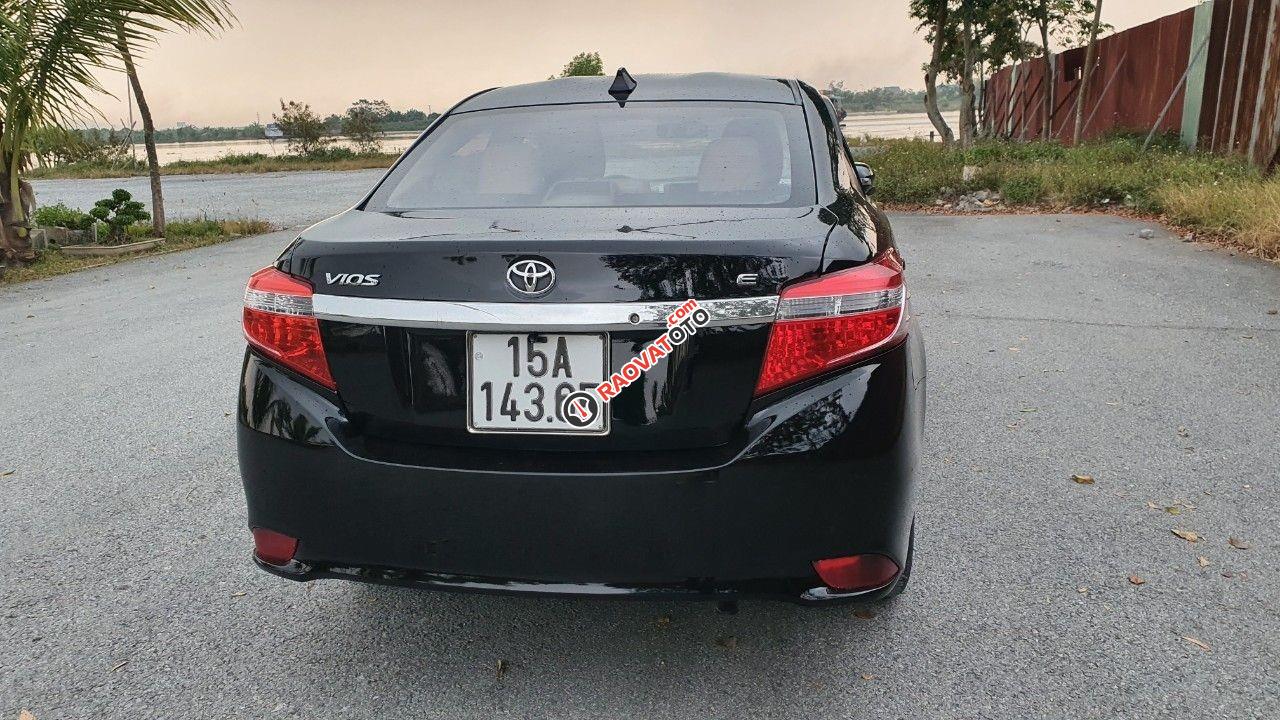 Bán Toyota Vios E năm sản xuất 2014, giá hơn 2xx-6
