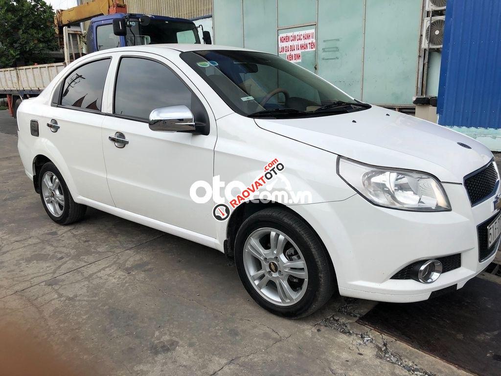 Bán Chevrolet Aveo MT năm 2016-7