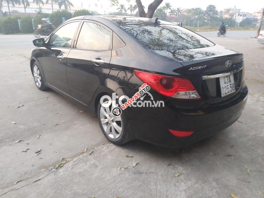 Bán Hyundai Accent AT năm sản xuất 2011, màu đen, giá chỉ 320 triệu-4