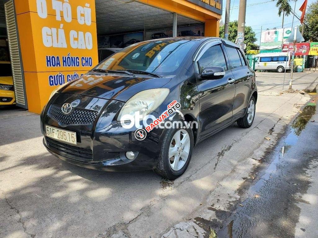 Cần bán Toyota Yaris AT sản xuất năm 2008, màu đen, nhập khẩu -0