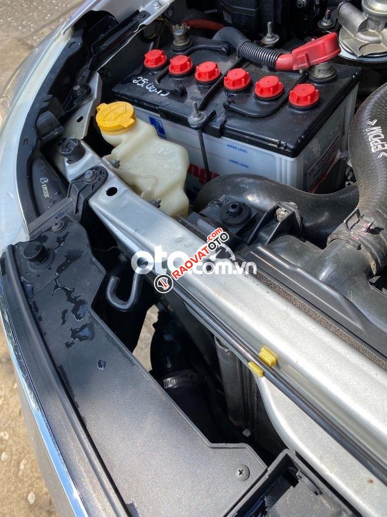 Bán ô tô Ford Everest MT sản xuất 2014, màu bạc-8