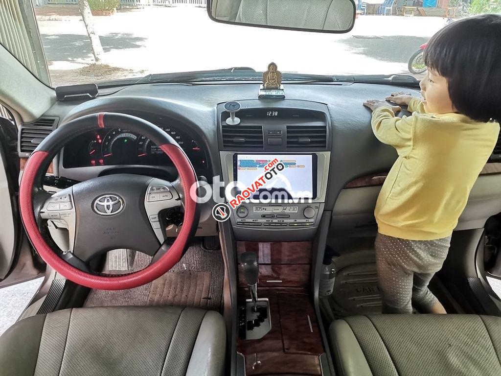 Bán Toyota Camry 2.4 sản xuất 2008 chính chủ-2