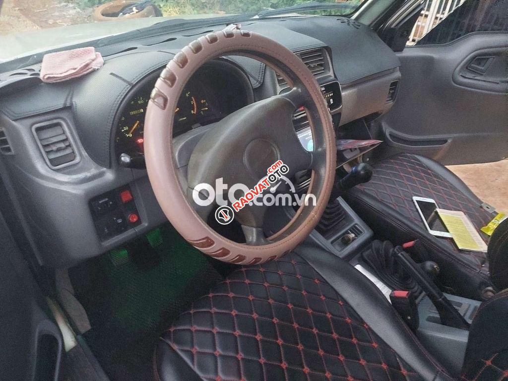 Cần bán Suzuki Vitara MT sản xuất 2004, nhập khẩu số sàn-0