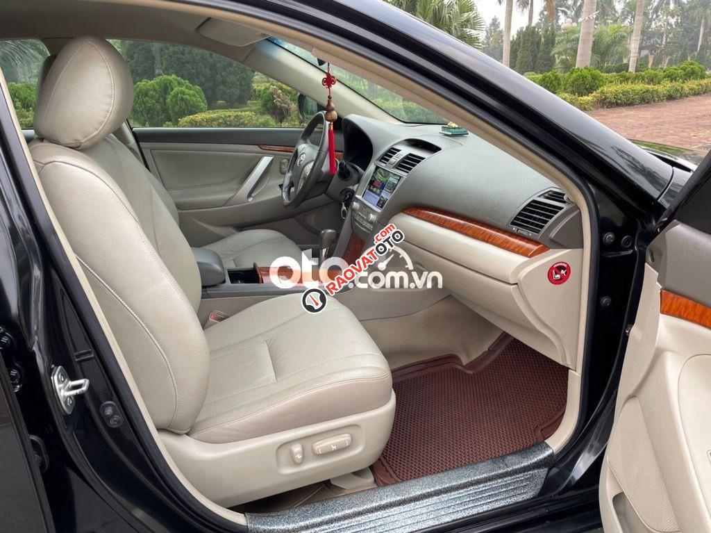 Bán xe Toyota Camry AT năm 2009, màu đen-2