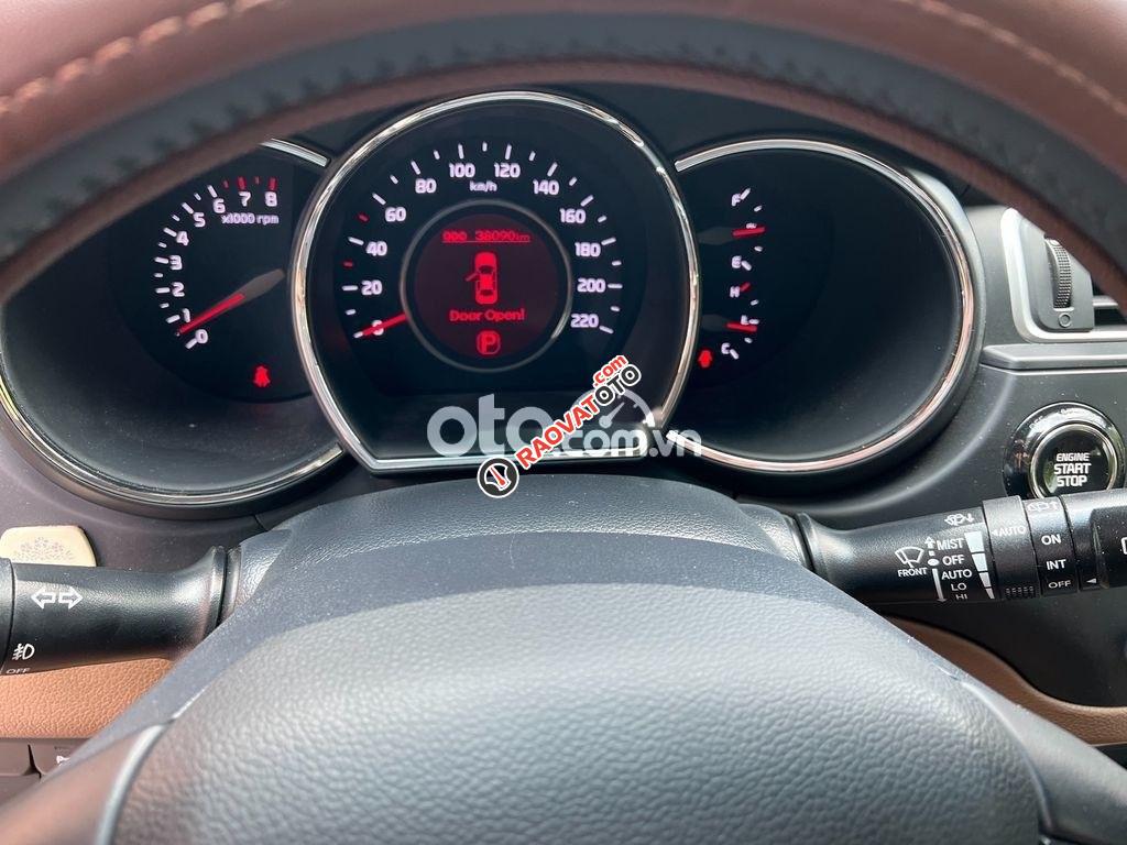 Cần bán xe Kia Rio AT năm sản xuất 2016, màu trắng, nhập khẩu Hàn Quốc-8