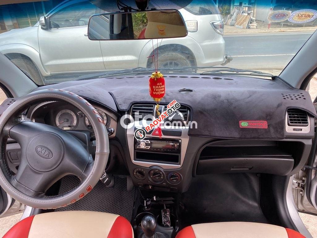 Cần bán Kia Morning MT năm sản xuất 2009, màu bạc xe gia đình, giá 130tr-9