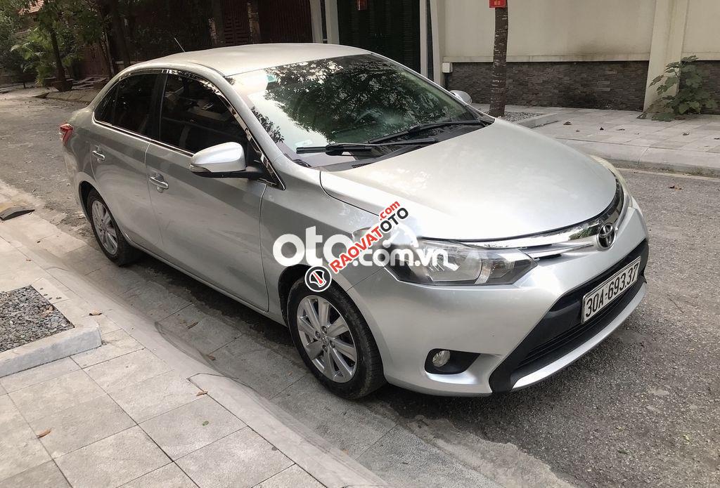 Bán Toyota Vios E năm 2015, màu bạc chính chủ giá cạnh tranh-2