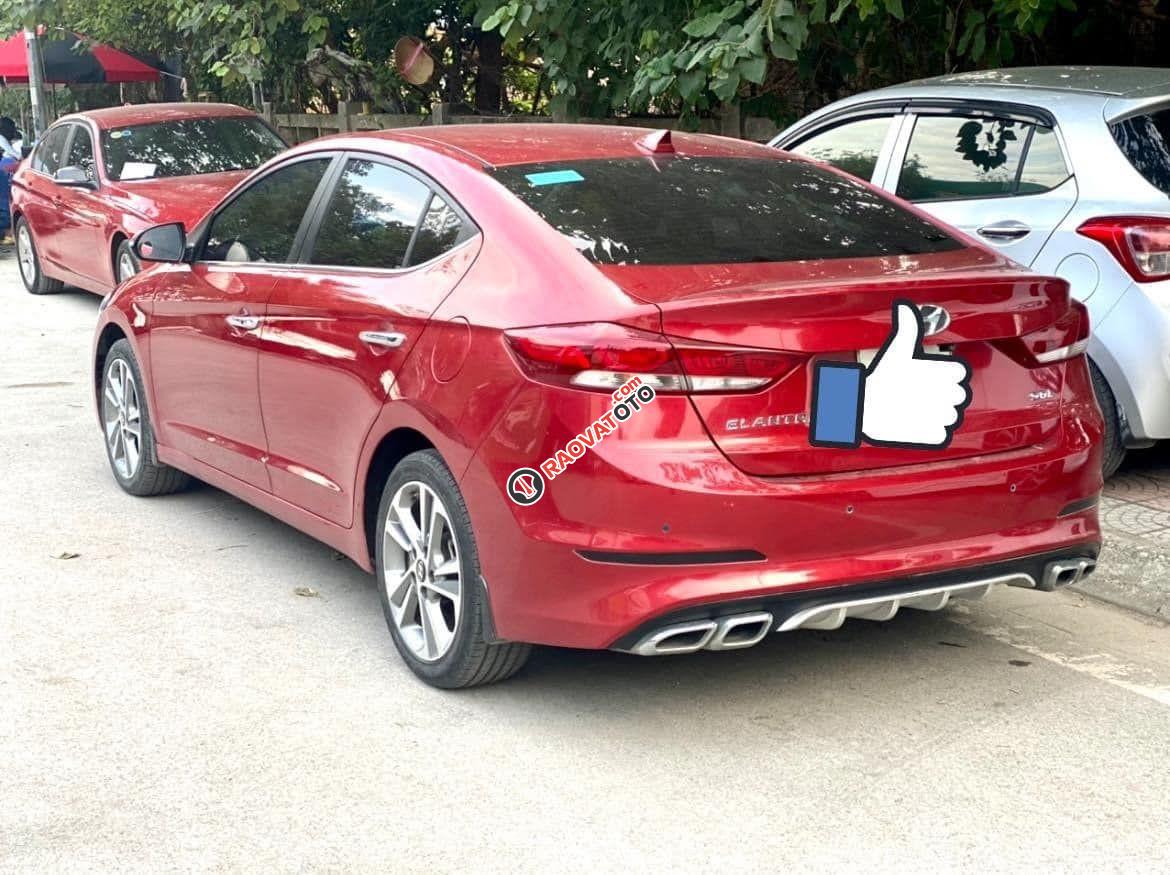 Cần bán xe Hyundai Elantra AT sản xuất năm 2018, màu đỏ-3