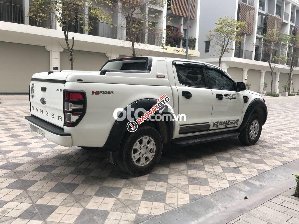 Bán ô tô Ford Ranger XLS sản xuất 2017, hai màu, xe nhập-3