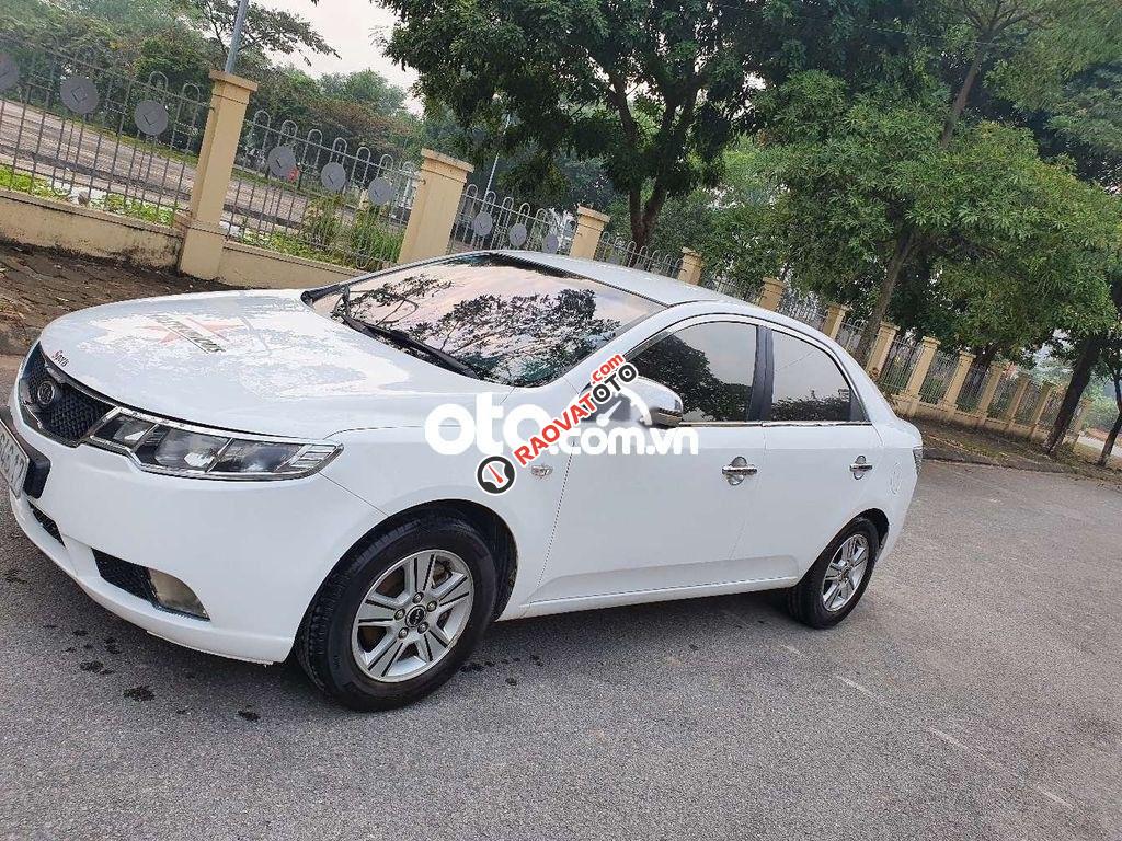 Bán Kia Forte MT sản xuất năm 2009, màu trắng, nhập khẩu nguyên chiếc-5