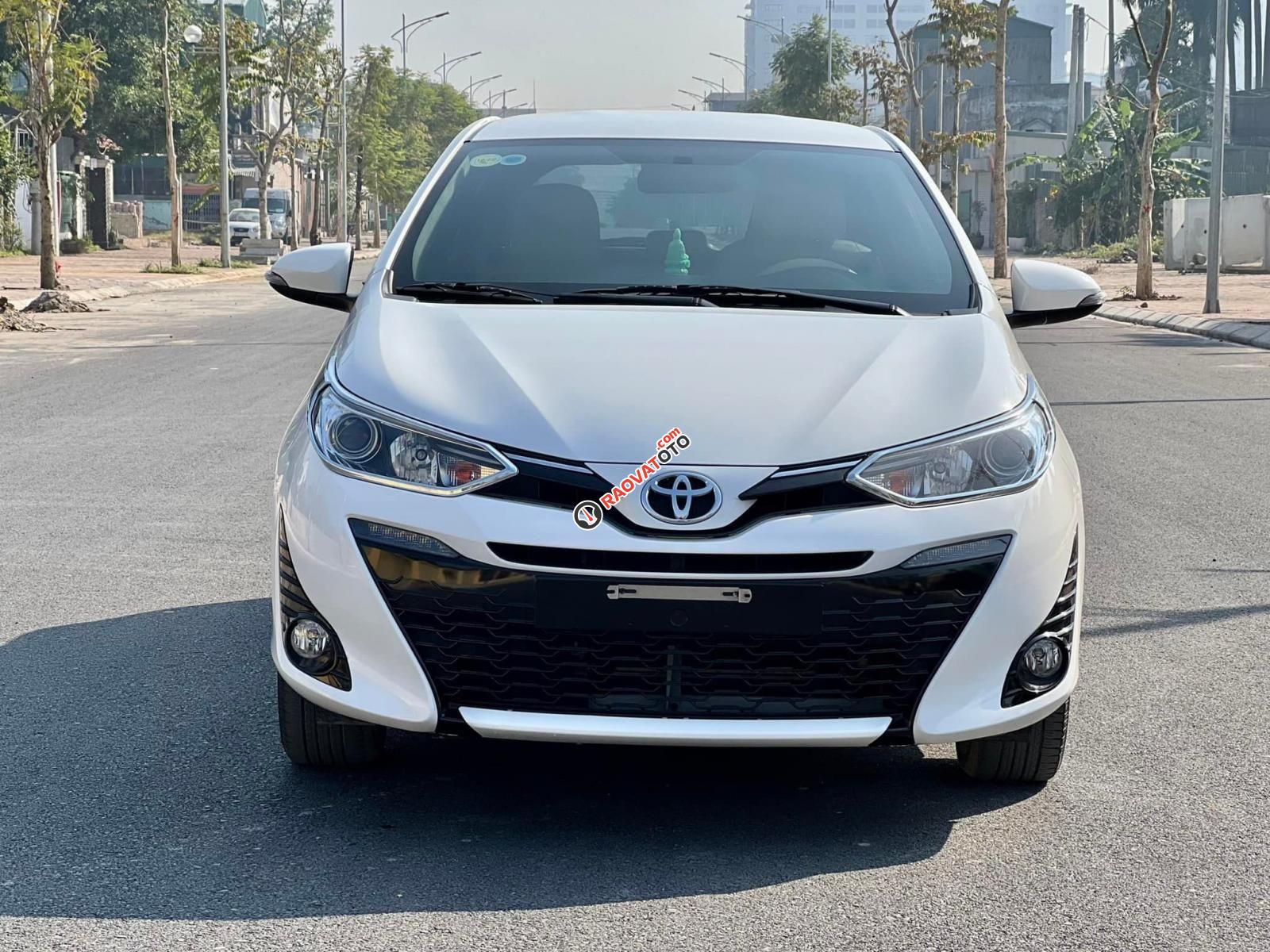 Bán Toyota Yaris AT năm sản xuất 2018, màu trắng, giá chỉ 605 triệu-9