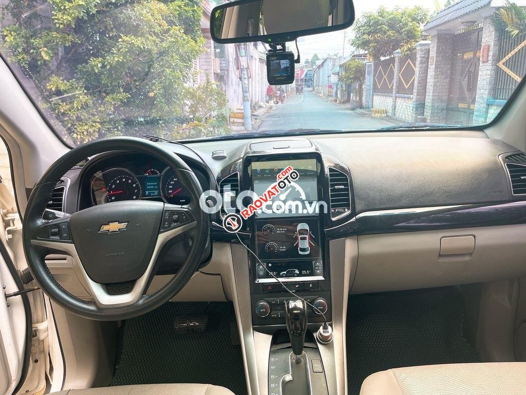 Bán Chevrolet Captiva LTZ năm 2014, màu trắng, giá tốt-2