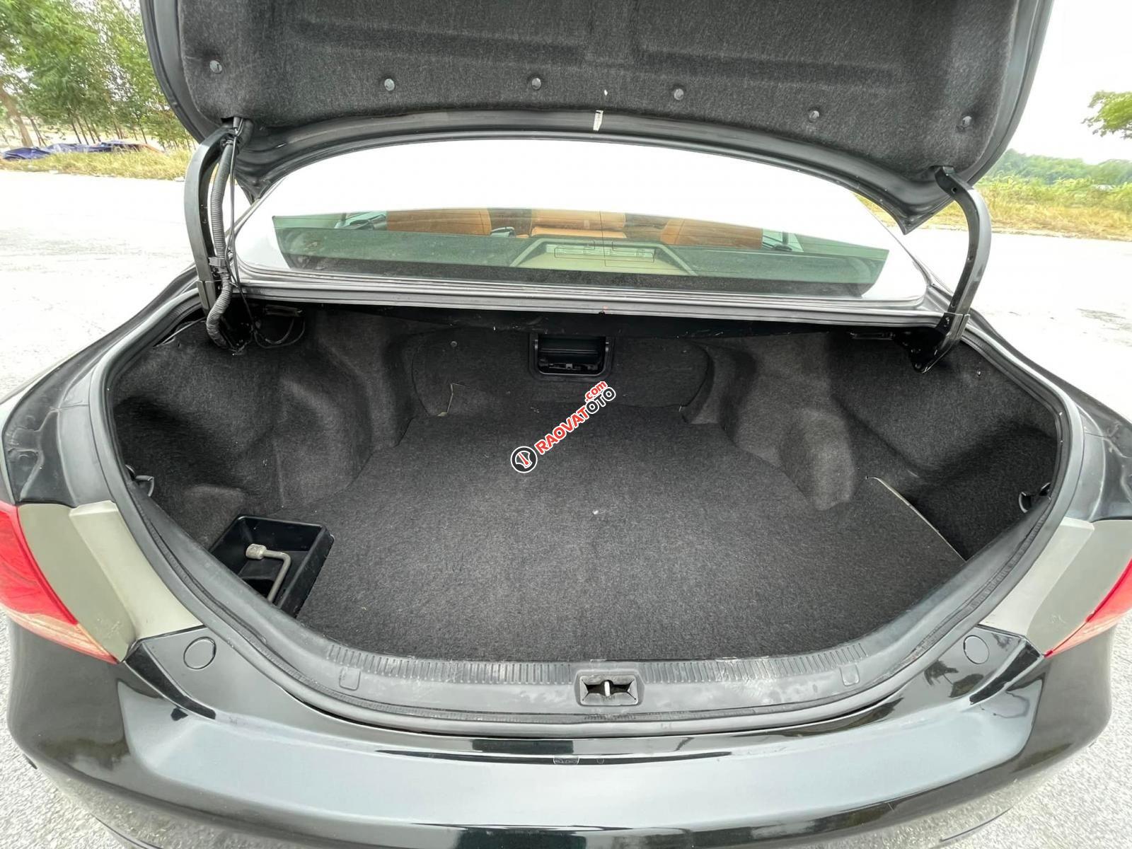 Bán Toyota Camry AT năm 2007, màu đen-8