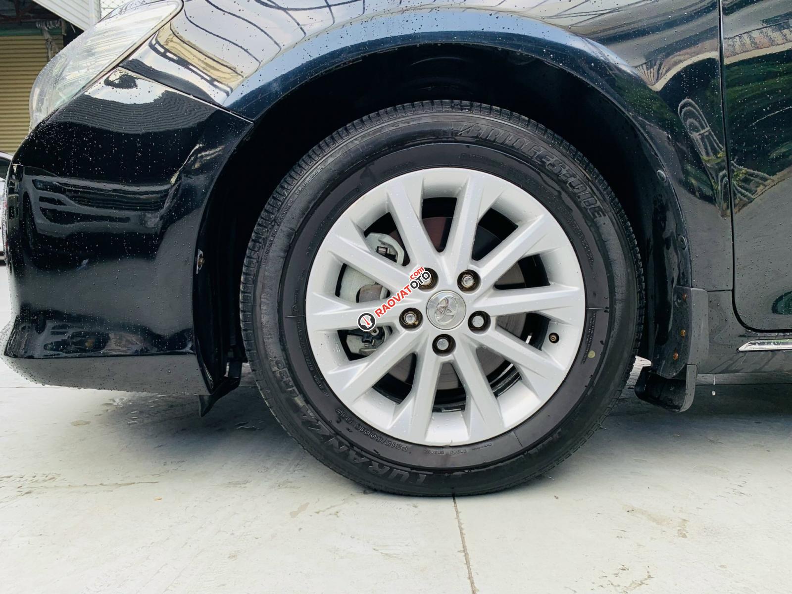 Cần bán Toyota Camry 2.0E năm 2014, giá cả phải chăng-9