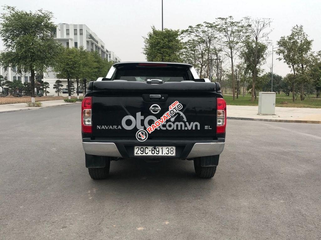 Cần bán lại xe Nissan Navara EL sản xuất 2017, màu đen-0