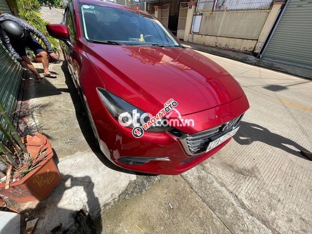 Bán ô tô Mazda 3 FL sản xuất 2017, màu đỏ-0