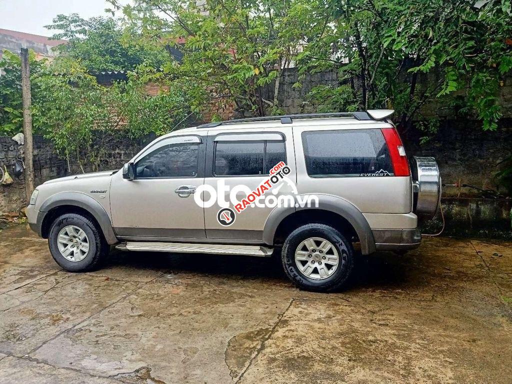 Bán Ford Everest MT năm 2008, xe nhập-1