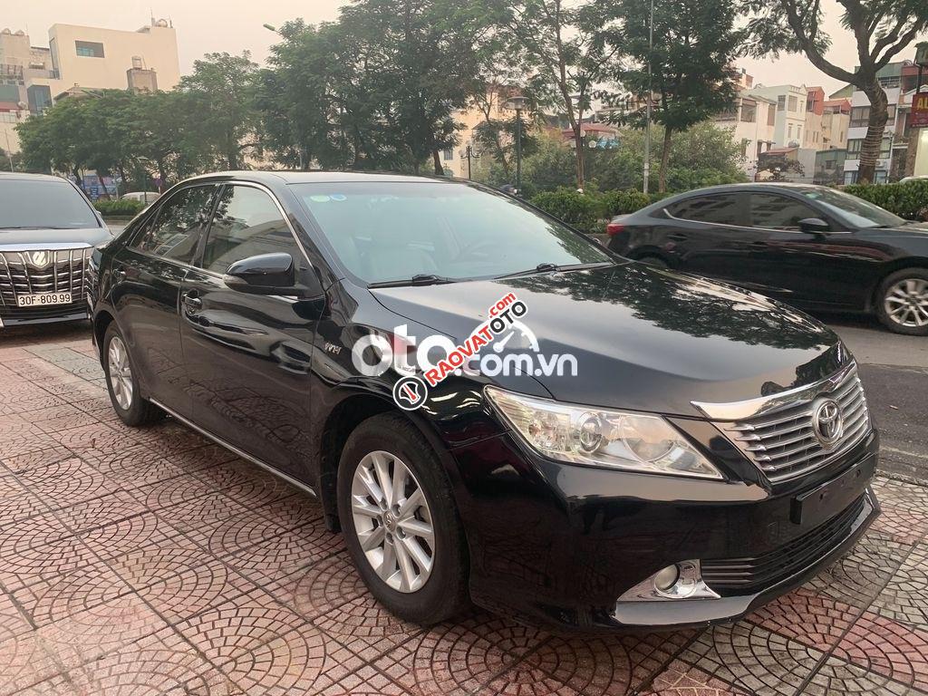 Bán Toyota Camry 2.0E sản xuất 2012, màu đen-1