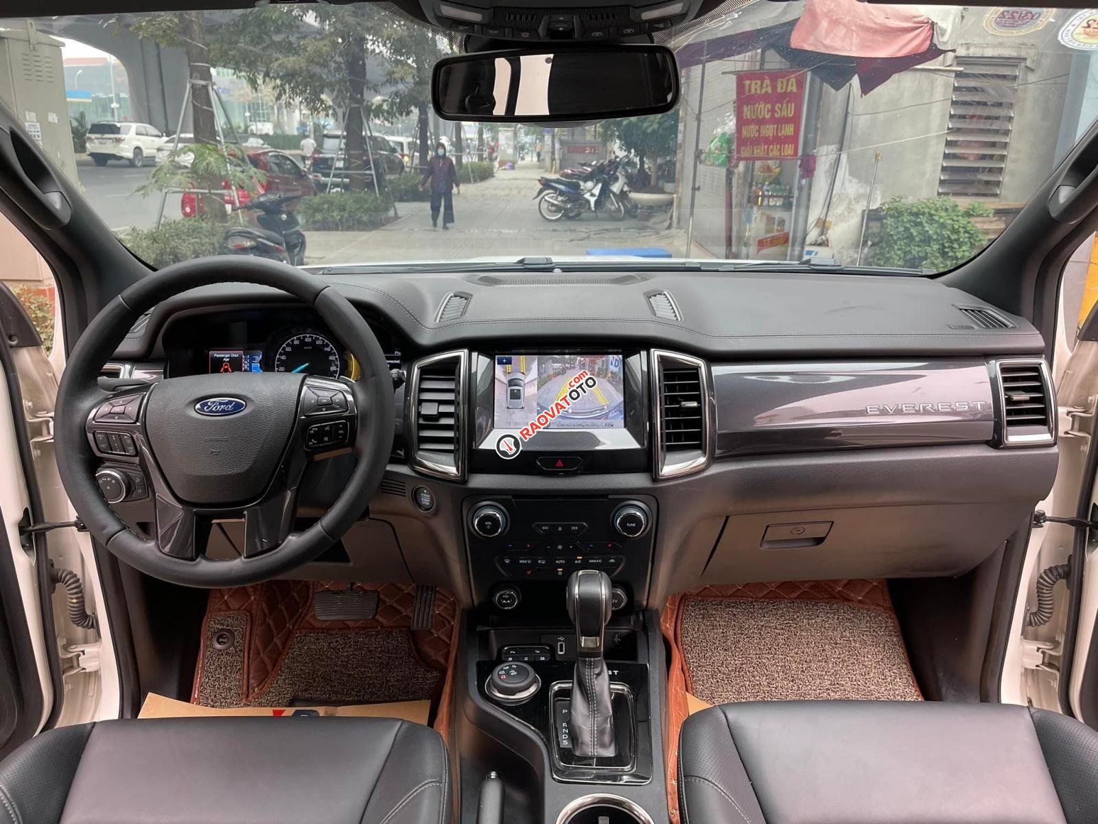 Bán Ford Everest AT sản xuất năm 2019, màu trắng-0