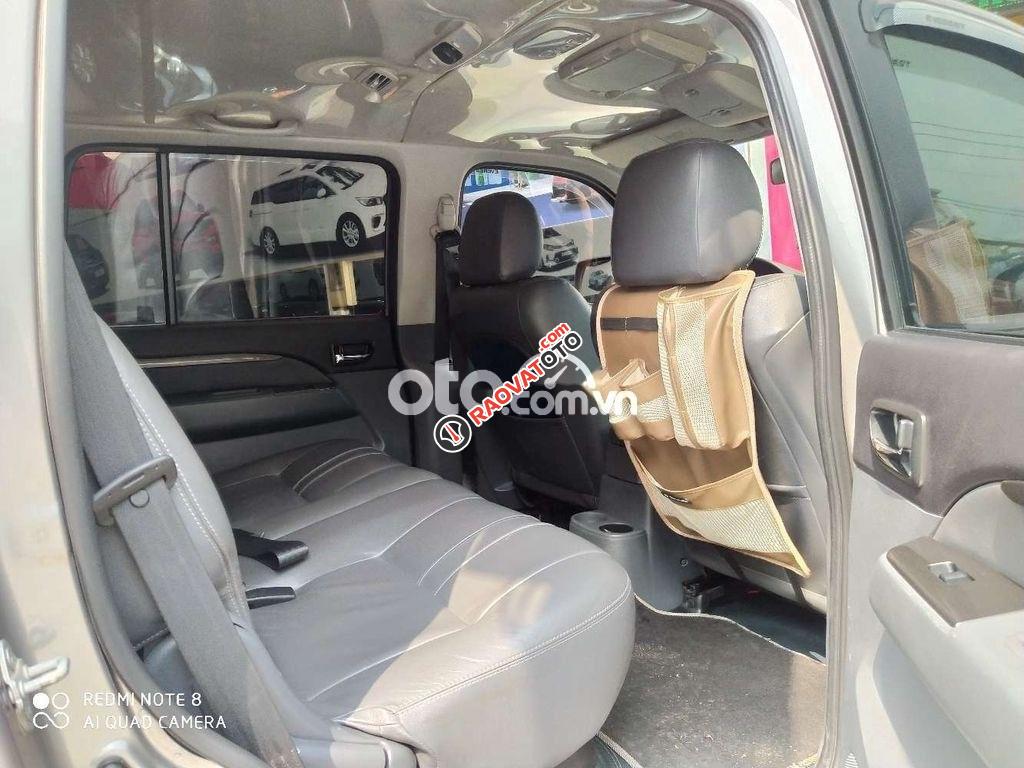 Cần bán lại xe Ford Everest Limited sản xuất năm 2013-0