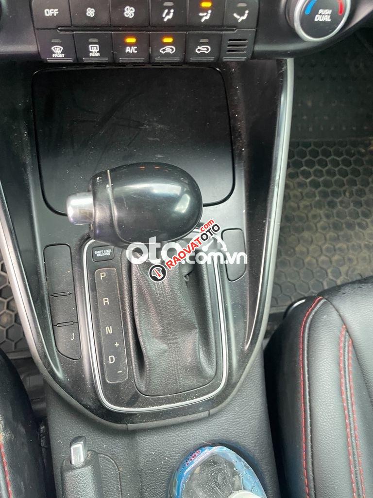 Bán Kia Rondo 2.0 GAT năm 2015, màu đen, nhập khẩu-8