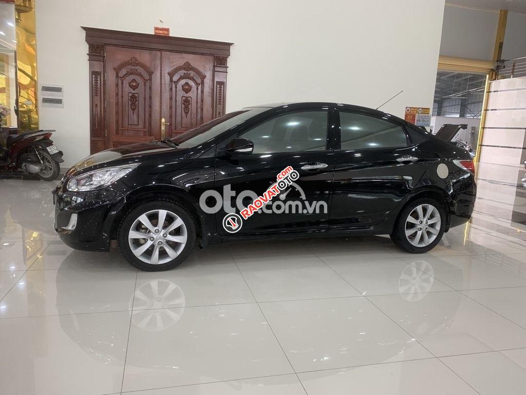 Cần bán Hyundai Accent 1.4MT năm 2014, xe nhập, 355tr-2