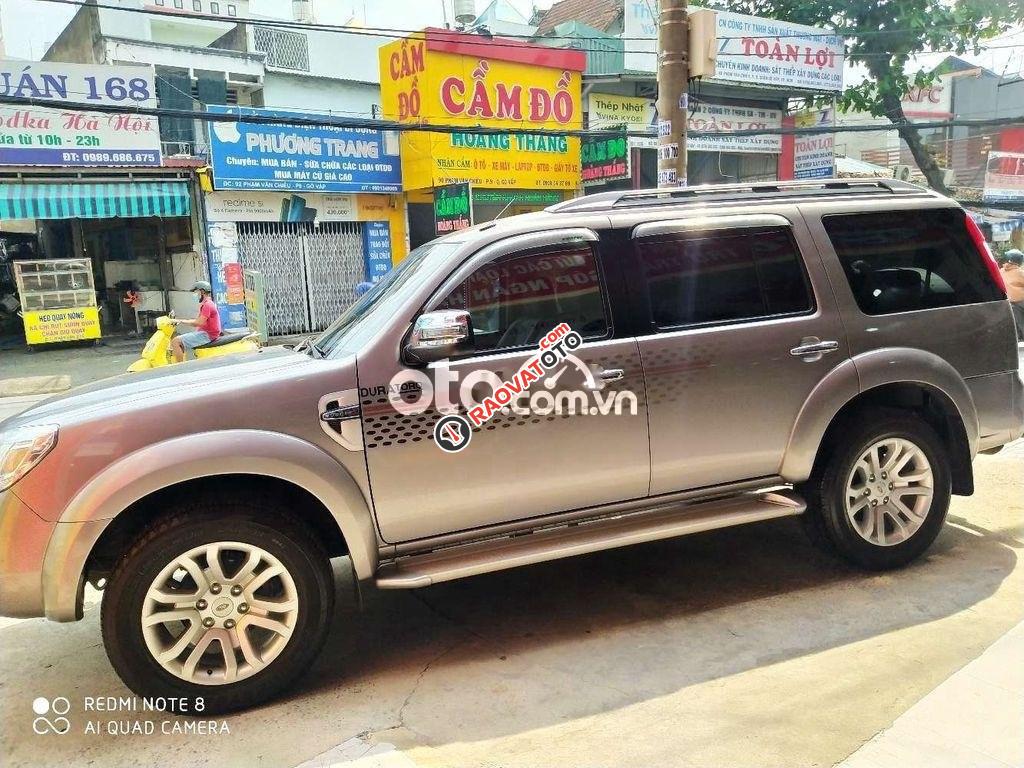 Cần bán lại xe Ford Everest Limited sản xuất năm 2013-11