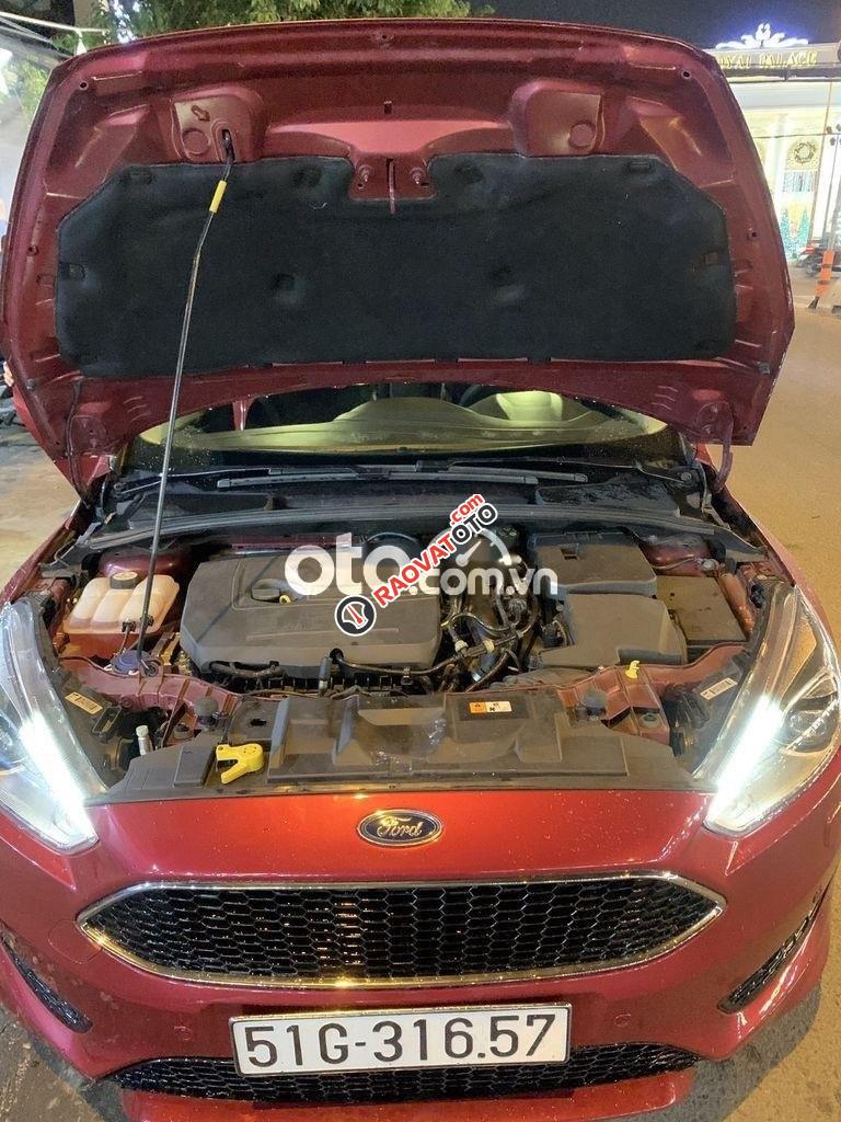Bán Ford Focus 1.5 Ecoboost năm 2017, màu đỏ giá cạnh tranh-2