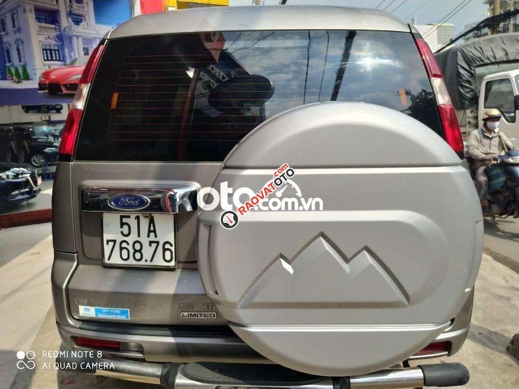 Cần bán lại xe Ford Everest Limited sản xuất năm 2013-8