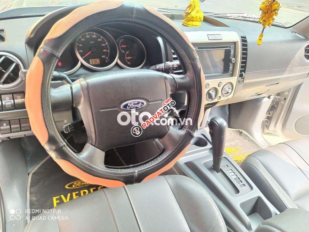 Cần bán lại xe Ford Everest Limited sản xuất năm 2013-5