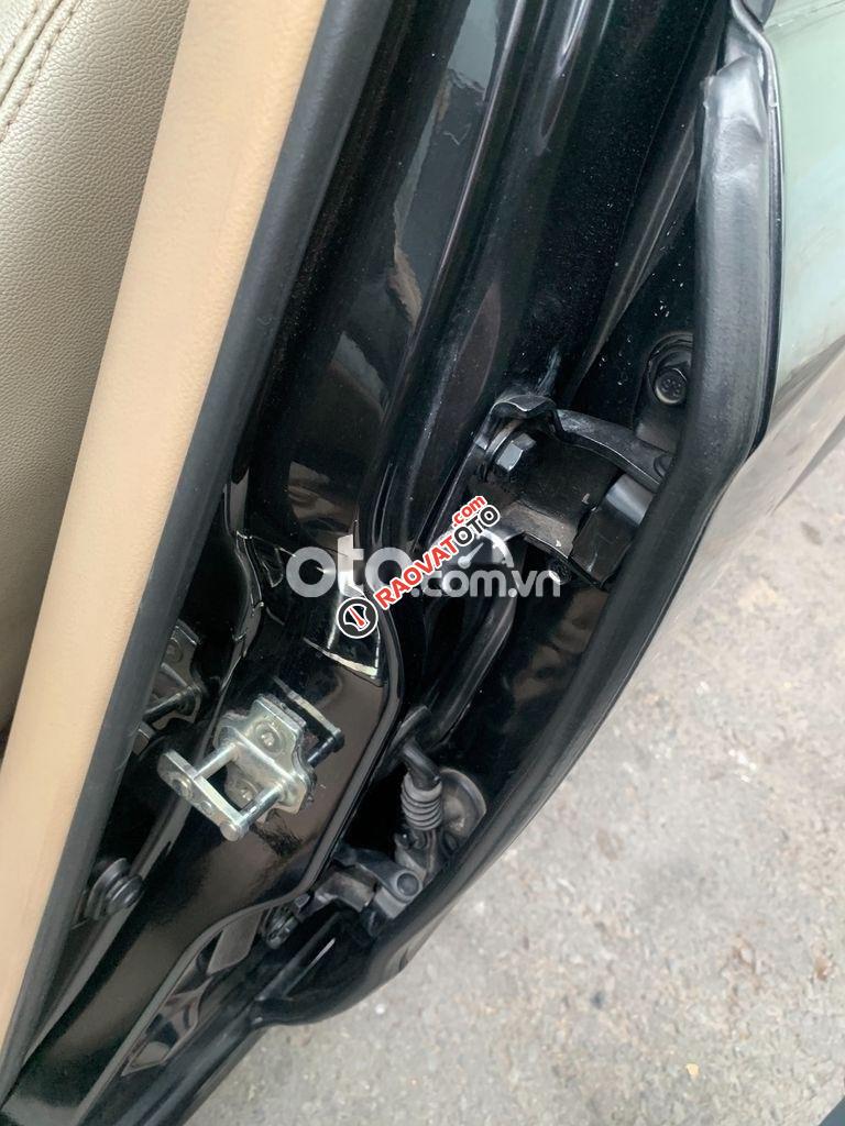 Cần bán lại xe Chevrolet Aveo MT sản xuất 2016, màu đen-8