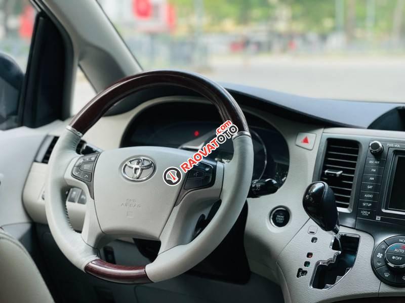 Bán ô tô Toyota Sienna Limited sản xuất 2012, màu trắng-8